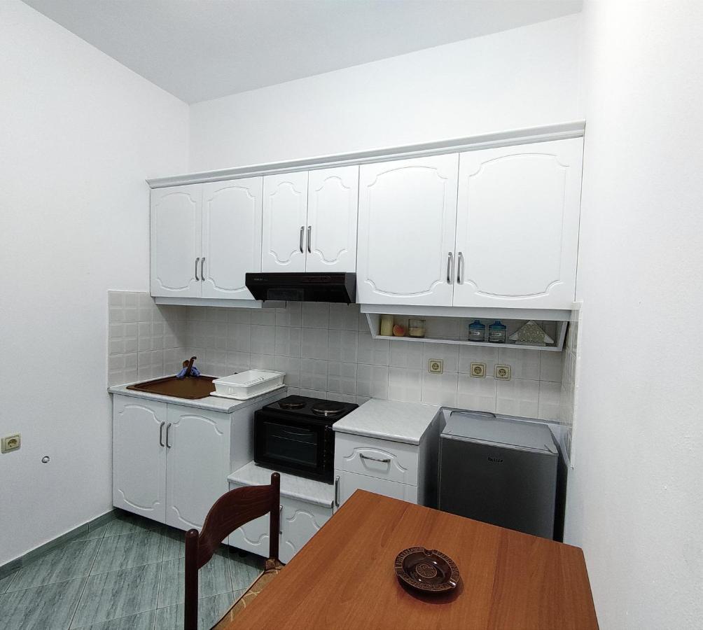 Joen Apartments ساراندا المظهر الخارجي الصورة