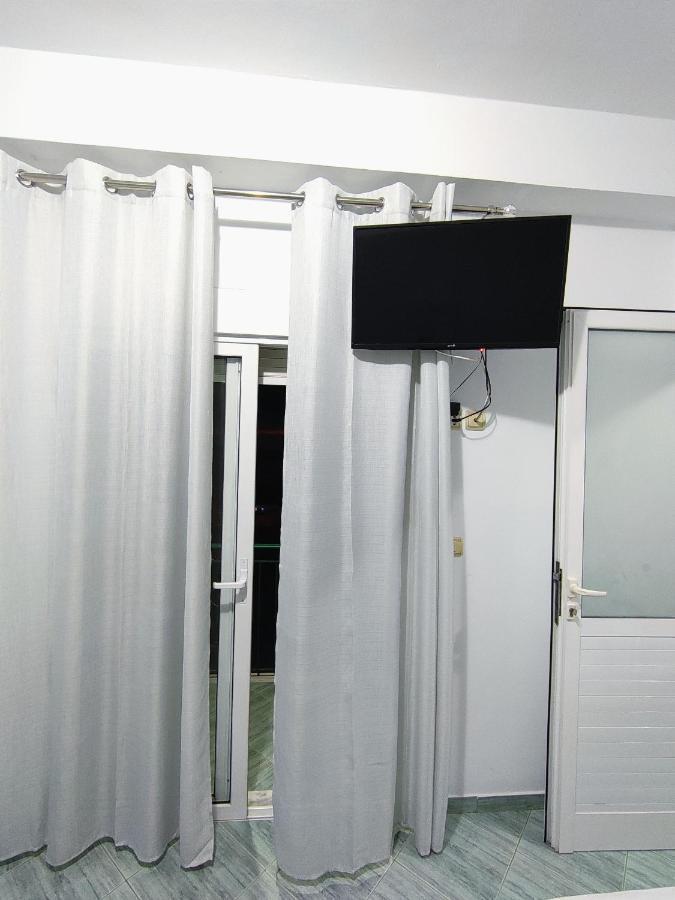 Joen Apartments ساراندا المظهر الخارجي الصورة
