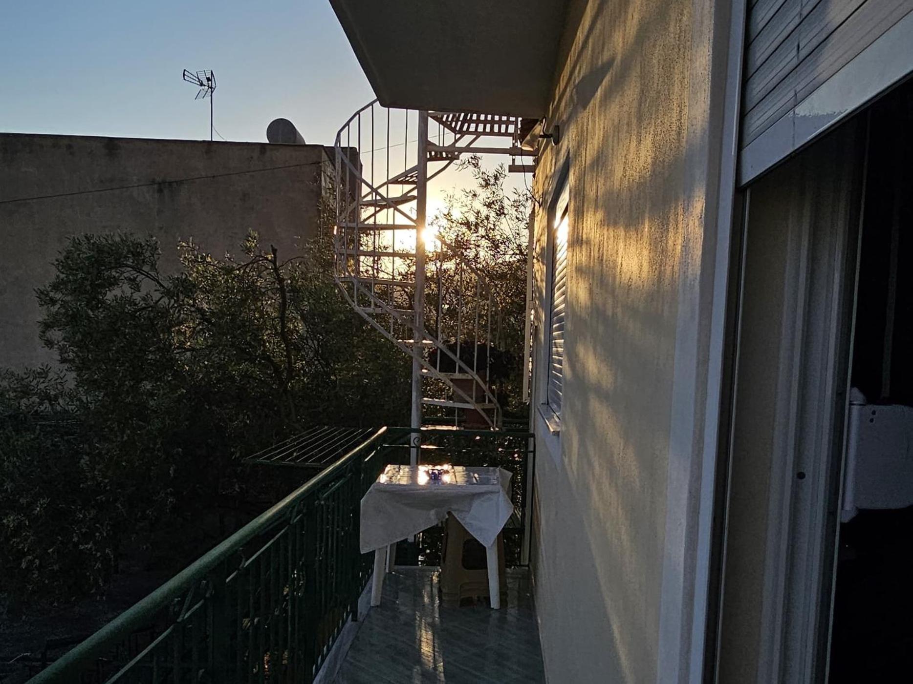 Joen Apartments ساراندا المظهر الخارجي الصورة