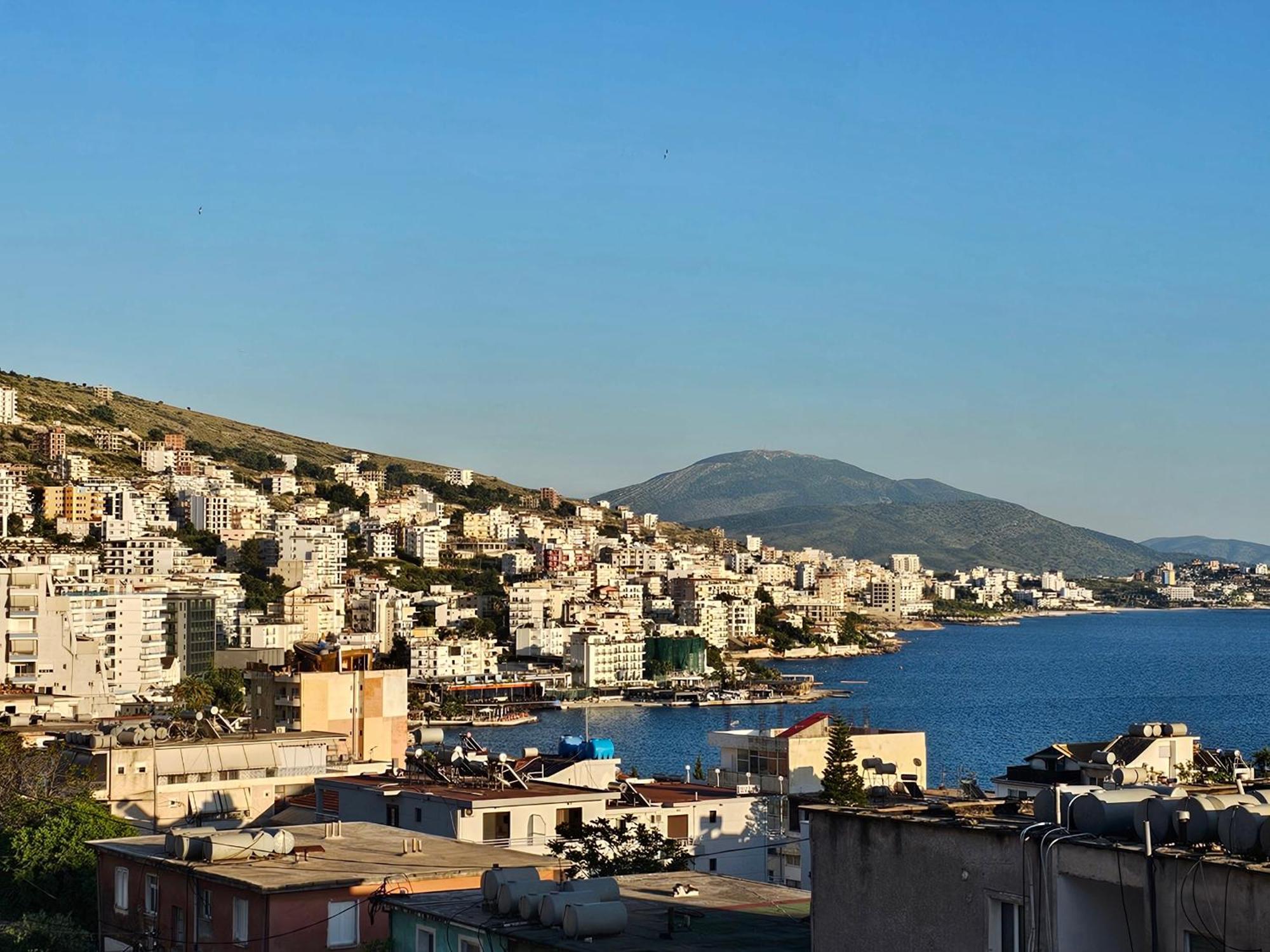 Joen Apartments ساراندا المظهر الخارجي الصورة